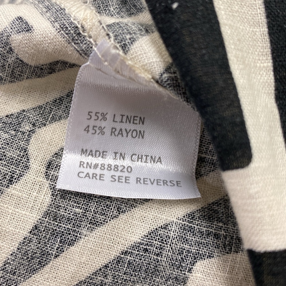 New! Rachel Zoe Linen Blend Top - Picture 5 of 7